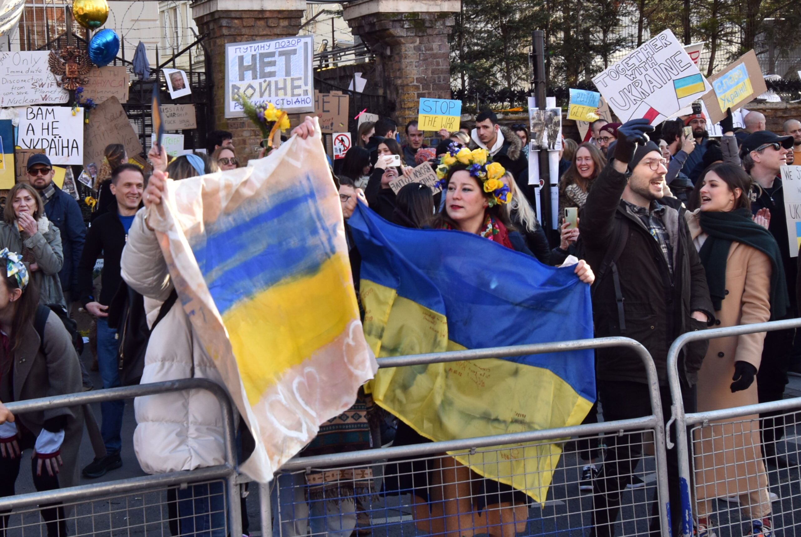 UK Leads on Russia Sanctions, but Must Do More to Deliver Reparation to Ukraine