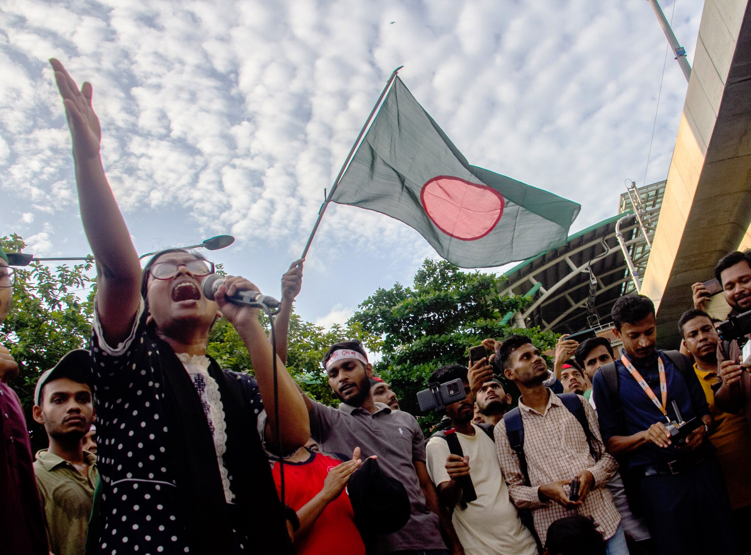 বাংলাদেশের ২০২৪ সালের প্রতিবাদ আন্দোলনের ভুক্তভোগীরা কেবল ক্ষতিপূরণের চেয়েও বেশি কিছু চাইছেন